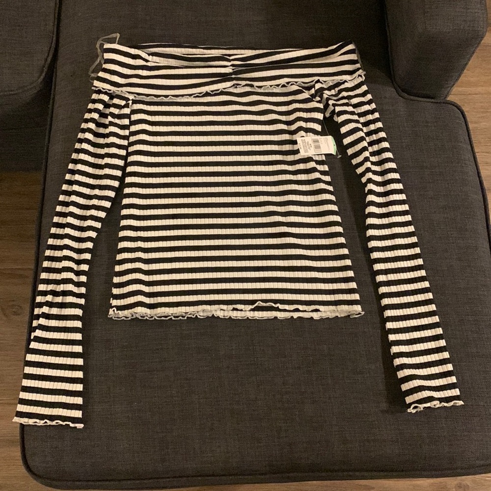 New stripped shirt